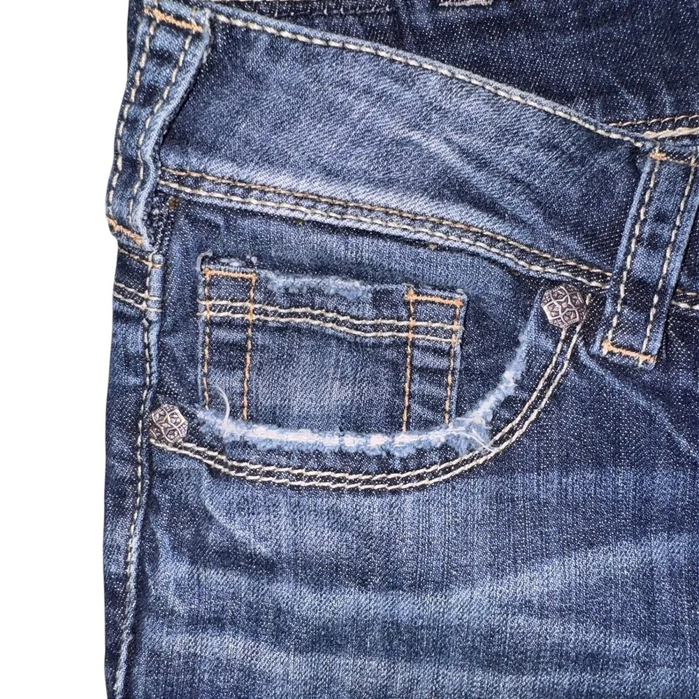 Silver Jeans Co Suki Mid Rise Curvy Bermuda Denim Shorts Dark Wash W31 L11